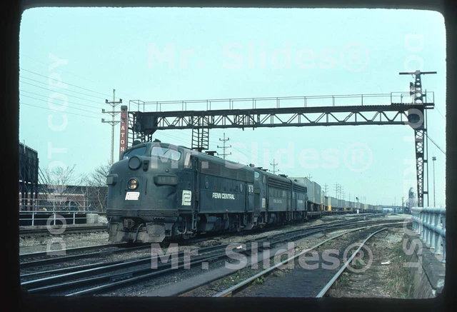 Original Slide PC Penn Central Ex D&RGW F7A 1879 & F7A & F7A Piggyback Action