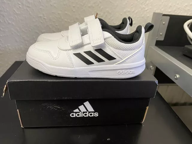 Boys Adidas White And Black Trainers Size 9K