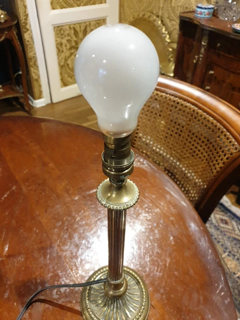Pied de lampe antique - France