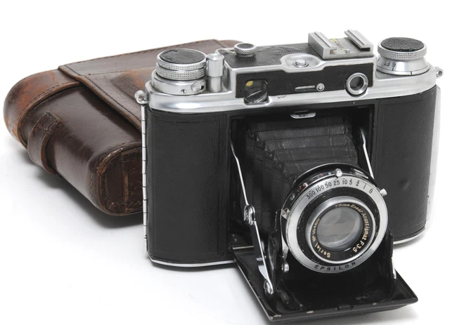 Vintage Ensign Commando 1st Model film camera w. Ensar Anastigmat 3.5/75mm by H