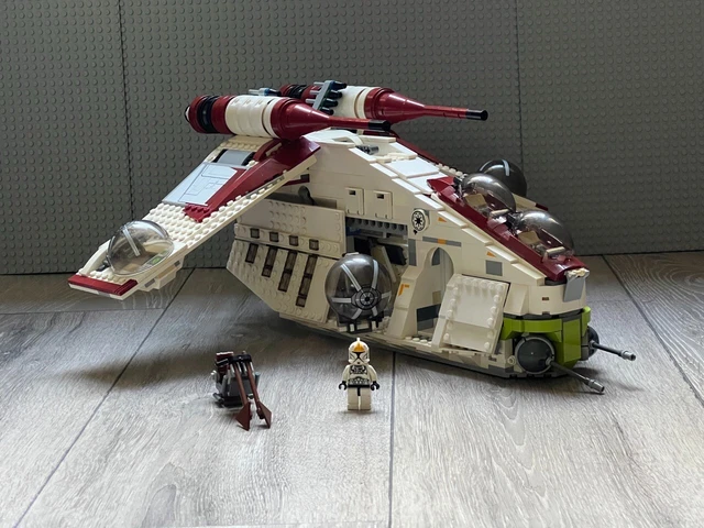 LEGO Star Wars: Republic Gunship (75021) 1 minifigure