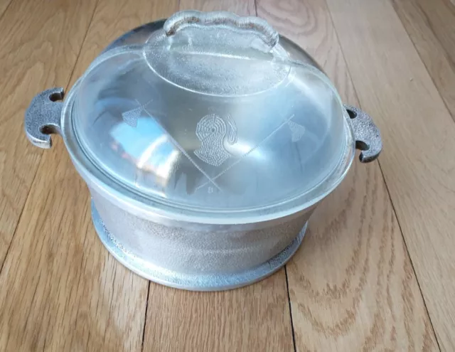 Vintage Guardian Service Cast Aluminum 8" Round 2 Qt Cookware Pot w/ Glass Lid