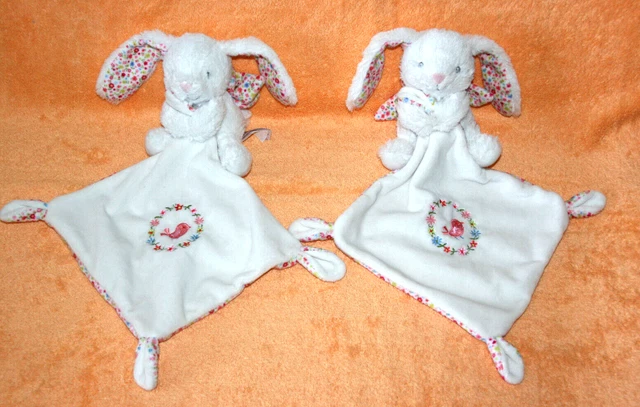 Pommette 2 Doudou Lapin Blanc Mouchoir Blanc Fleur Oiseau Etat Neuf