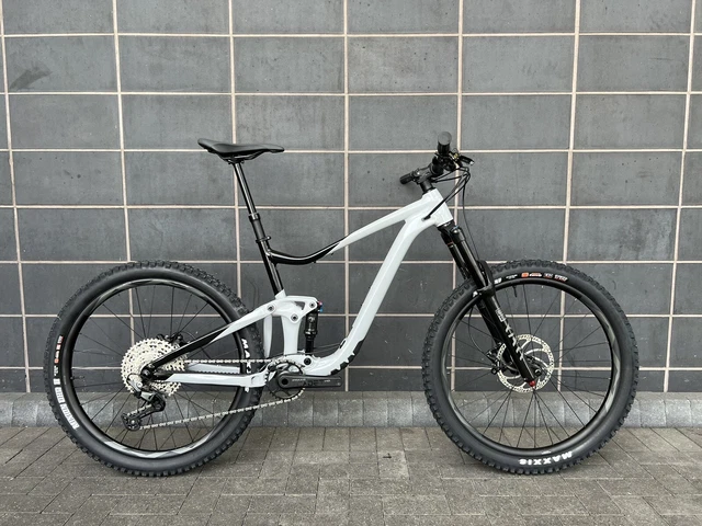NEW TRANCE X 3 Men s Full Suspension Mountain Bike Size Large