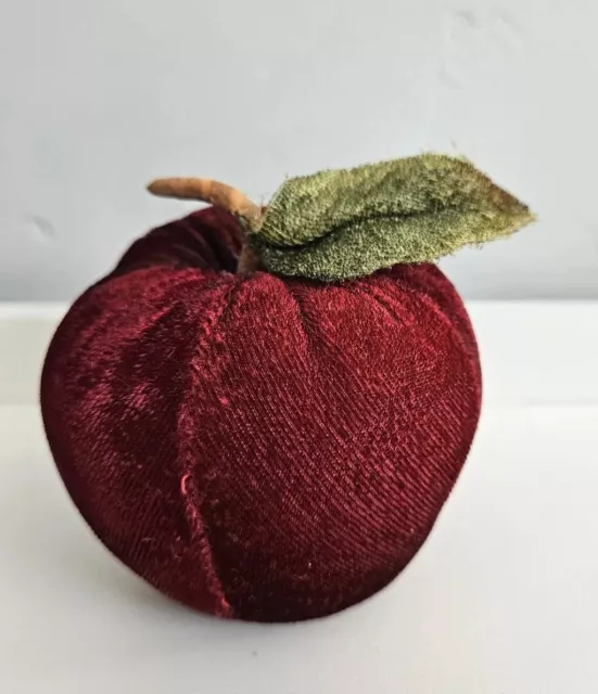 Vintage Velvet Red Apple w/Leaf Pin Cushion Fruit Bowl Decor Ornaments EUC