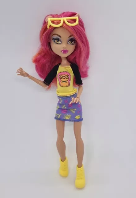 Mattel Monster High Dolls - Geek Shriek Howleen Wolf. Excellent Condition 3