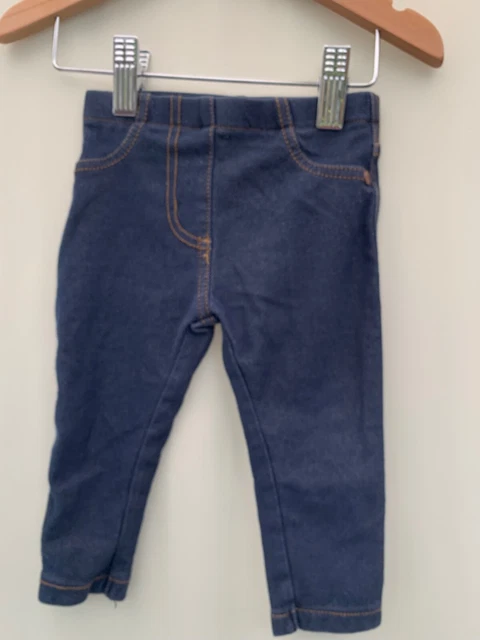 Girls bundle of clothes age 6-9 months Tu next baby gap 10