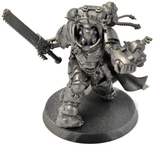 Warhammer 40K Space Marines - Captain in Gravis Armour Warhammer 40K Space Marines - Captain in Gravis Armour