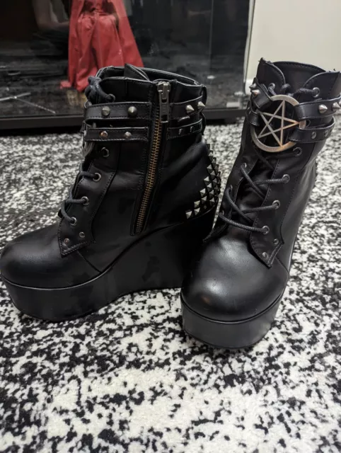 Demonia poison 101 boots cheap