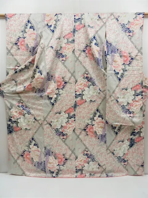 3203T13z1020  Japanese Kimono Silk FURISODE Peony Off-white
