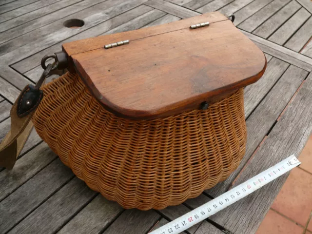 Ancien panier de pêche type Corrézien fishing vintage french basket creel wicker 3