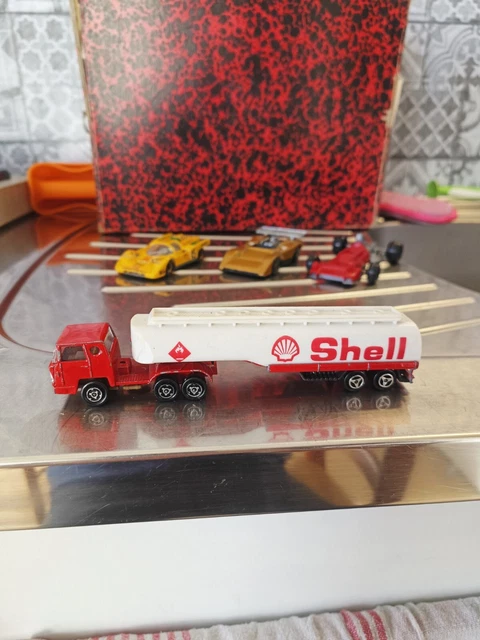 Camion Citerne TOTAL - Jouet Majorette à L'Échelle 1/100 - Modèle Réduit - Occasion