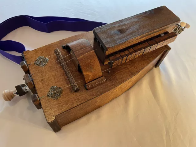 Brown Hurdy Gurdy