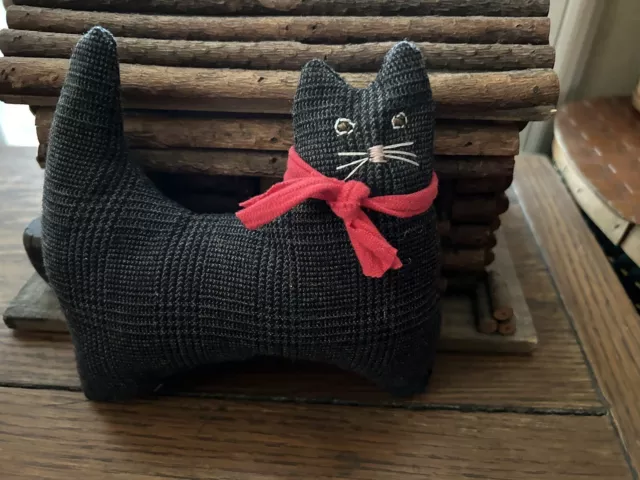 Primitive Stitchery Dark Kitty Cat Folk Art