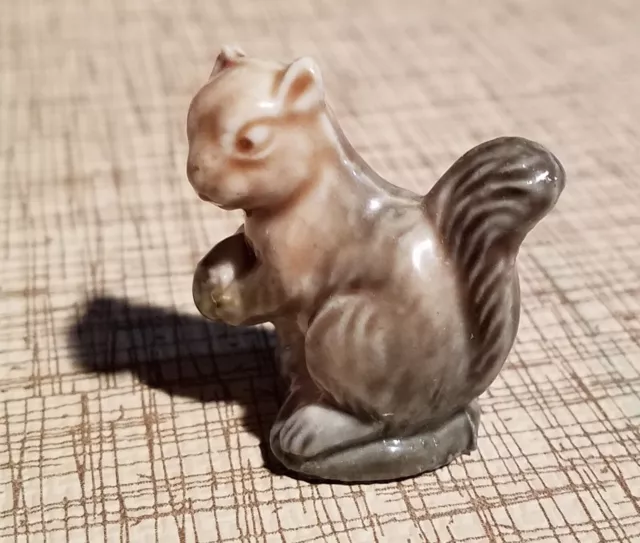 Wade England Vintage Porcelain Grey Squirrel Tiny Mini Figure Figurine Whimsies