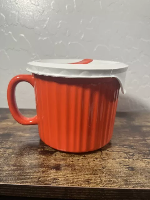 CorningWare Colours Stoneware 20oz Soup/Meal Mug with Vented Lid Dark Orange
