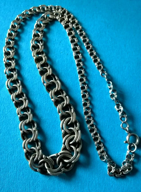 Collier Baccarat Art Déco - 3 Rangs, Mailles Plates Argent, Cristal Grenat - Occasion