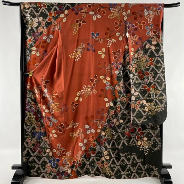 Woman Japanese Kimono Furisode Silk Hagi Gold Foil Embroidery Red