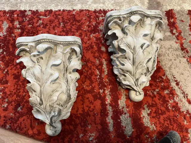 Leaf Curtain Corbels Holders - Hand-Painted Gray Concrete Colored
