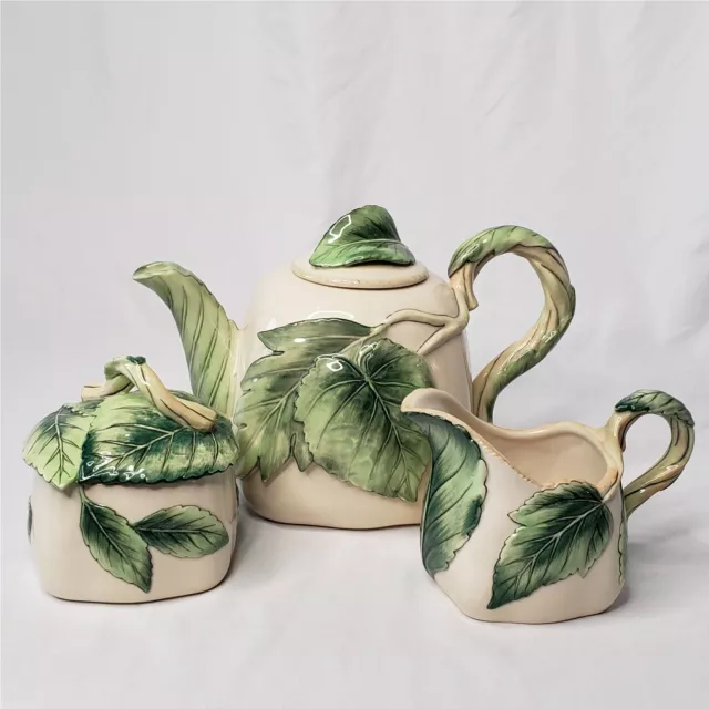 Fitz And Floyd Classics Ceramic Manhattan Garden Teapot Green Leaves