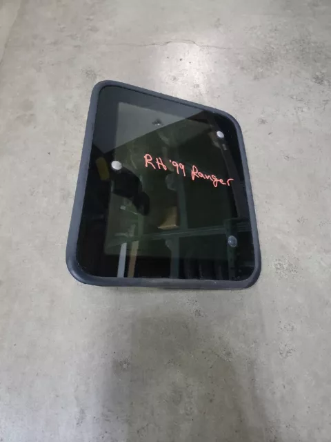 1986-2004 Ford Ranger quarter glass vent window (Mazda B-Series) RH with latch