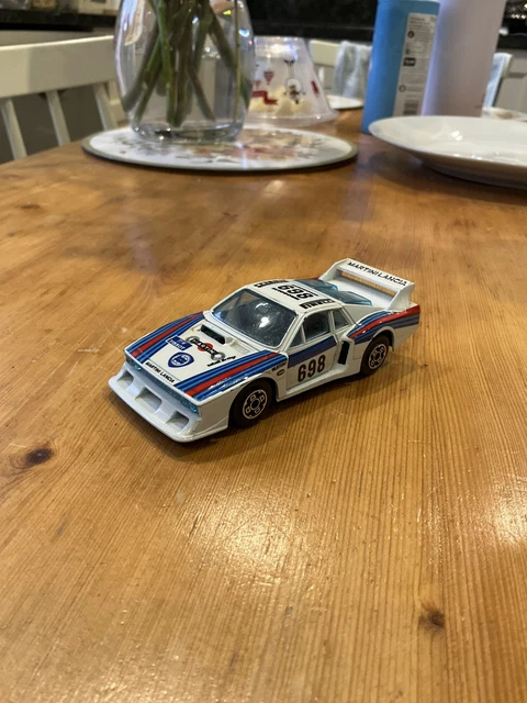 Voiture Miniature BURAGO 1:43 - Lancia Beta Rallye Monte Carlo 576 (Blanc)