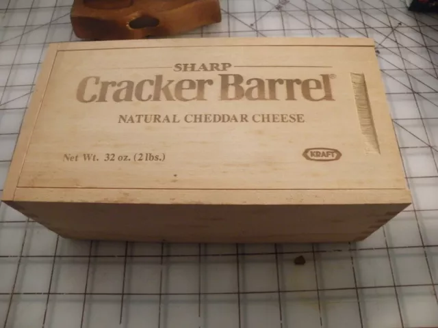 Vintage Cracker Barrel Sharp Cheddar Cheese Wooden Box w/ Sliding Lid 8x4x3 4/03