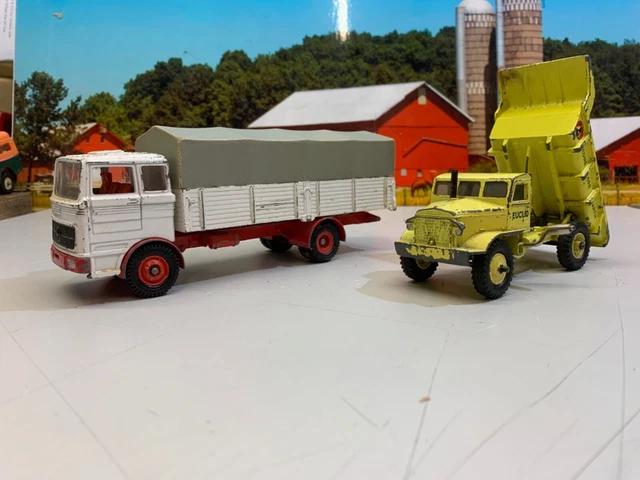 DINKY TOYS JOHNSON 2 Ton Dumper Truck Good Original Condition
