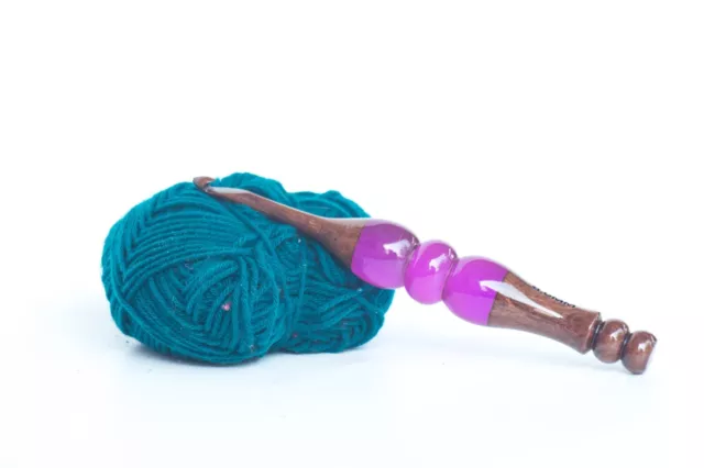Elegant Rosewood and Blue Resin Crochet Hooks Set by VoXo International