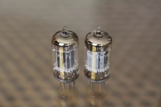 Zwei Röhren Telefunken ECC83 / 12AX7,  17mm smooth plates, geprüft und sehr gut