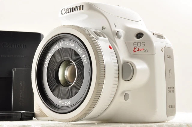 【週末最終値下げ！！】Canon REBEL SL1 （日本名Kiss X7） Canon EOS Rebel SL1/100D/Kiss X7 18.0MP 18-55mm White