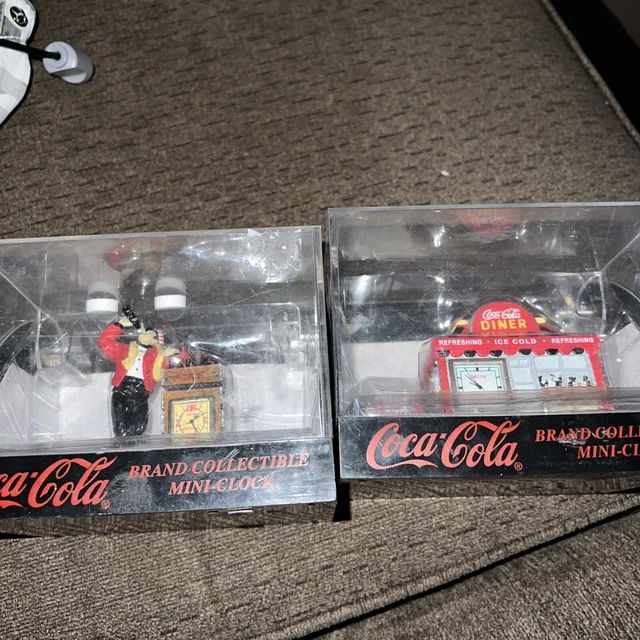 Vintage 1999 Coca Cola Brand Collectible Mini Clock Coca Cola Diner