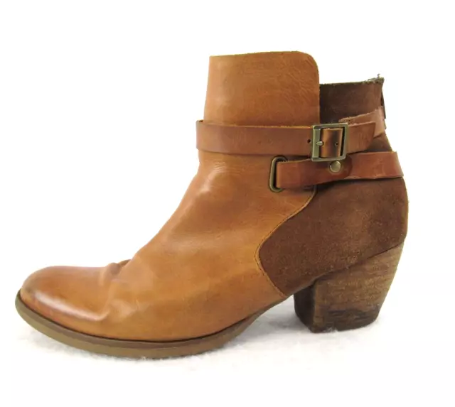 Korks reynosa hotsell ankle bootie