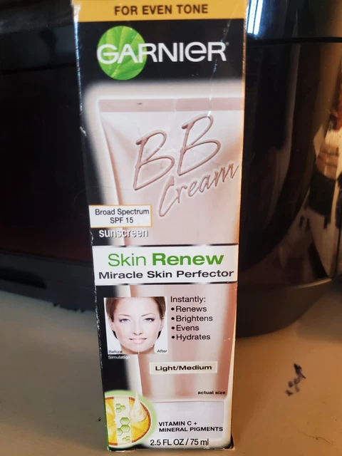 Garnier BB Crema Renovación de la Piel Ligera Medio ENVÍO GRATUITO