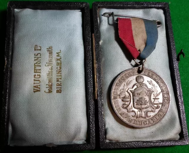 Bedfordshire Education Committee Medal To Allen Joseph. Vaughtons Case. 38mm.