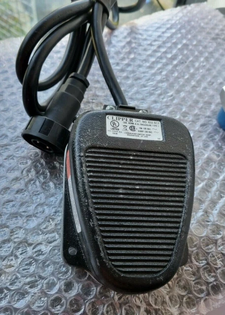 Linemaster Clipper 632-SC3 Foot Pedal Switch (RS2.2B3) Linemaster Clipper 632-SC3 Foot Pedal Switch (RS2.2B3)