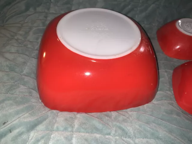 Vintage Red Pyrex Hostess Set ~ 2 qt Square Chip Bowl and 4 Dip Bowls Vintage Red Pyrex Hostess Set ~ 2 qt Square Chip Bowl and 4 Dip Bowls