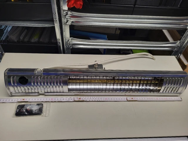 Infrarot-Heizstrahler v. Tevigo, 230 V, max. 2000 W mit Fernbedienung