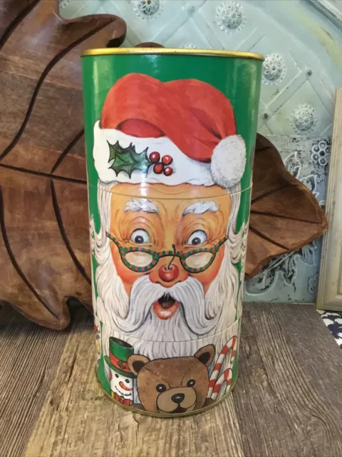 https://www.picclickimg.com/DoQAAOSweExhct9x/Christmas-Cookie-Container-Christmas-Santa-1995-Market-Square.webp