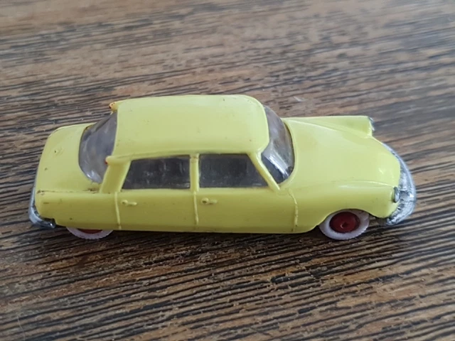 Modelbil, Les Micro Miniatures de Norev, H0 Citroen 2CV