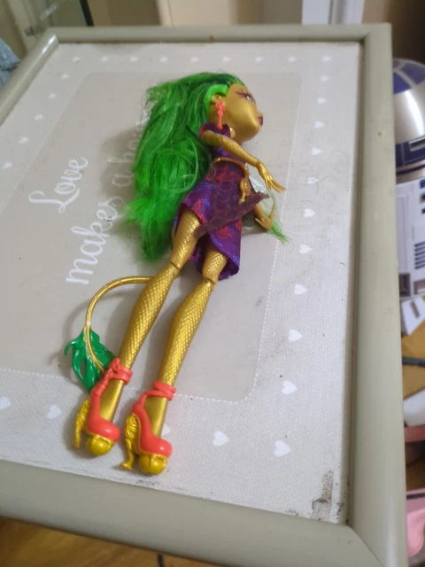 Monster High Ghouls Getaway Jinafire  Doll