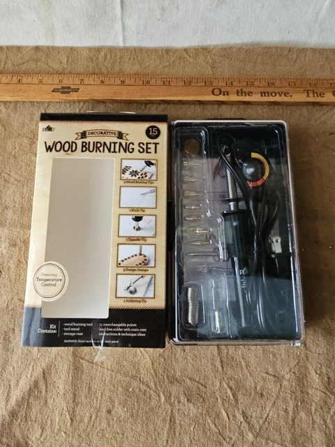 PLAID 15 pc. Woodburning / Soldering Iron Kit New In Box Unused
