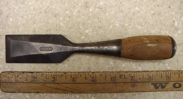 Antique Stanley Everlasting B.E. Socket Chisel,1-1/2" X 8-11/16",Excellent Steel