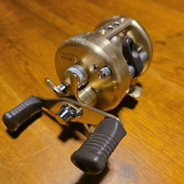 SHIMANO CALCUTTA 100XT Bait Reel Gold Lightweight Right