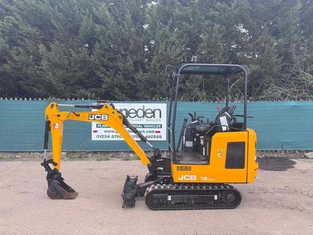 2020. JCB 16C-1. 1.5tonne. digger. 1132 hours only Piped £7,995 + VAT