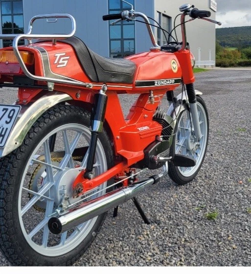 Zündapp ZD 40 Auspuff