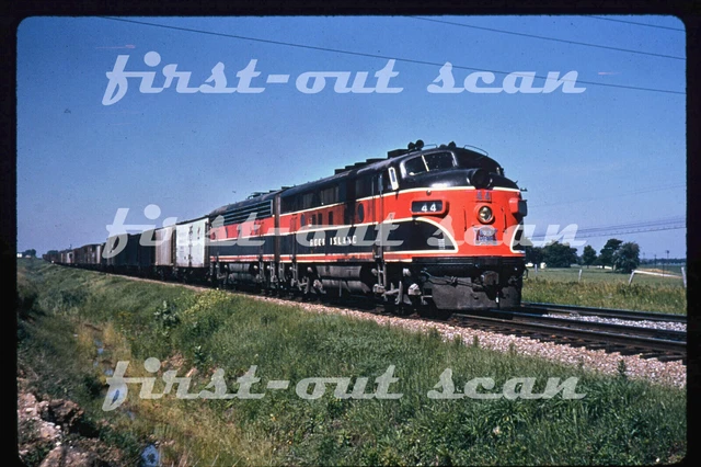 R DUPLICATE SLIDE - Rock Island RI 44 EMD F-2 Action on Freight