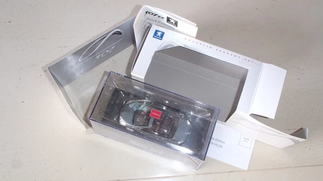 Miniature Norev 1/43 Peugeot 307 5 Portes – Couleur Jaune (boîte Incluse)