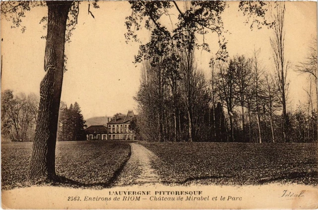 CPA Env de Riom Chateau de Mirabel et le Parc FRANCE (1301866)