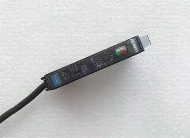 Used FS-M1 Keyence Fiber Optic Sensor Tested